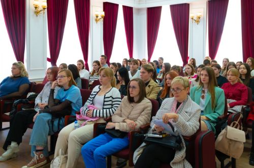 В Университете Льва Толстого продолжается реализация проекта «ПРОстажер»