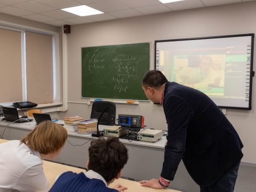 Старшеклассники психолого-педагогического класса познакомились с факультетами Университета Льва Толстого