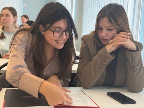 Свежий взгляд на классику: на Толстовских чтениях студенты представили новые подходы к изучению творчества писателя