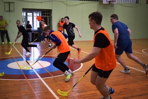 В университете прошло первенство по флорболу