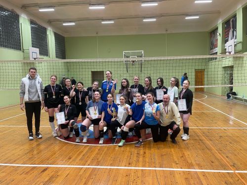 Определены победители турнира по волейболу среди женских команд