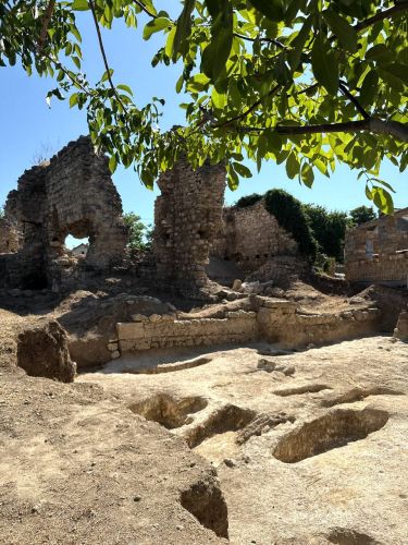 Тайны древнего Крыма зовут 