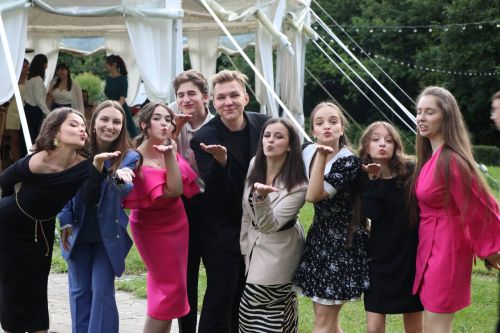 Мы встретимся! Обязательно встретимся!