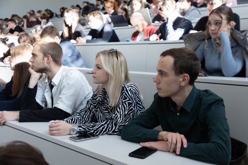 Участники программы #ЭТОМОЁДЕЛО встретились с представителями сферы бизнеса