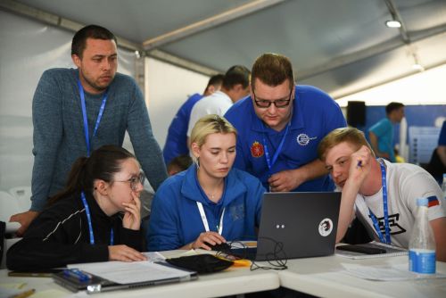 Новые возможности для студентов на форуме «Инженеры будущего»