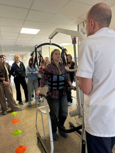 Четверокурсники ФФК познакомились с работой реабилитологов