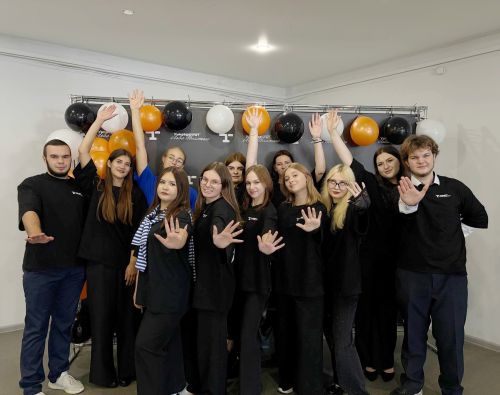 Волонтёры приняли участие в организации праздника 1 сентября