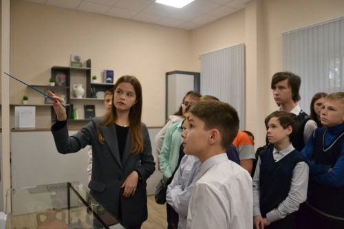 Тульские школьники совершили путешествие в «Киммерию» 