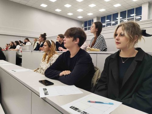 Совет обучающихся встречает гостей