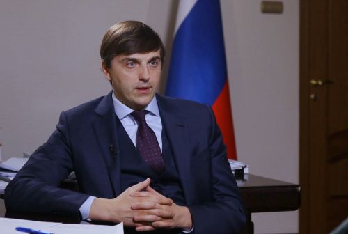 Сергей Кравцов поздравляет с Днём защитника Отечества