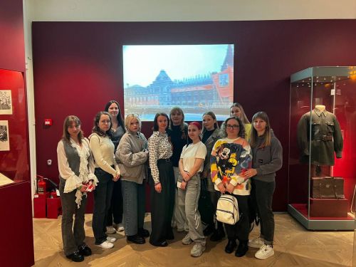 Студенты и преподаватели факультета психологии посетили выставку «Хранить вечно»