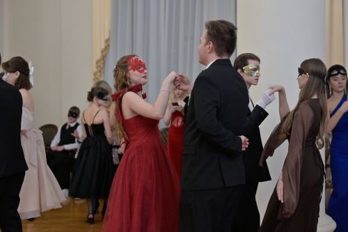 Маска, я тебя знаю!