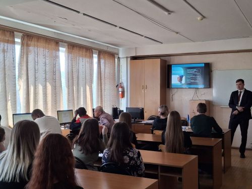 Студенты факультета технологий и бизнеса встретились с потенциальным работодателем