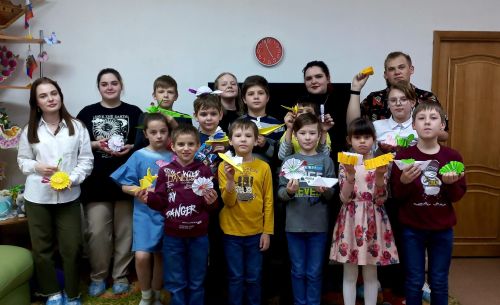 Помощь детям в адаптации в обществе