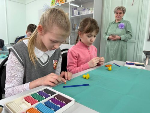 В инклюзивной мультстудии «Кадрик Плюс» кипит работа из пластилина 