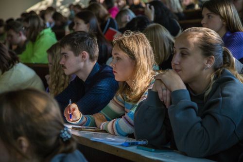 Лидеры цифрового образования поделились знаниями с учениками «цифровой кафедры» 