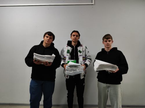 Волонтеры университета сдали 420 кг макулатуры