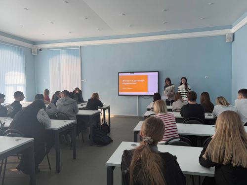 Старшеклассники в гостях у Университета Льва Толстого