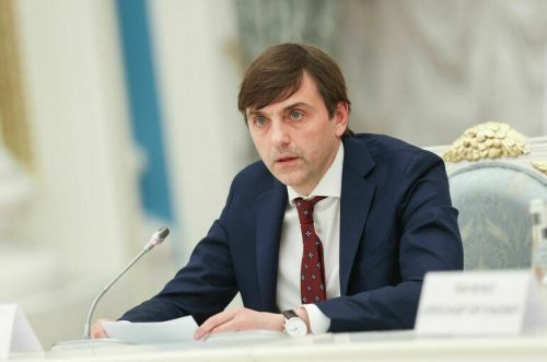 Сотрудничество со странами СНГ в гуманитарной сфере обсудили в Госдуме РФ