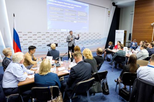 Сергей Кравцов и Алексей Комиссаров дали старт Программе развития кадрового управленческого резерва системы образования 