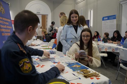 Университет Льва Толстого принял участие в ярмарке трудоустройства