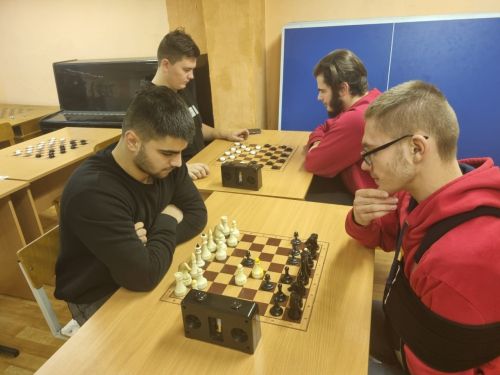 Турнир по шахматам и шашкам