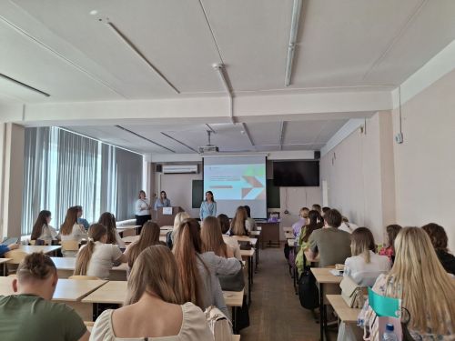 Специалисты регионального рекрутингового центра встретились со студентами университета
