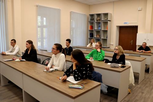 Начинаем подготовку к ОГЭ и ЕГЭ вместе с Академией Университета Льва Толстого 